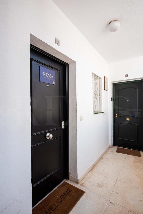 Sunny & Modern Apartment - Center By Rems Malaga Exterior photo
